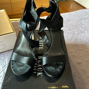 Getting dressed for a wedding or a party?